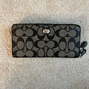 Coach Signature Zip-Around Wallet in Black and Gray